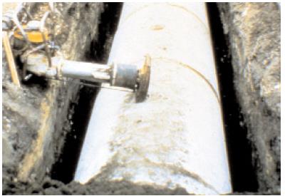 Flowable fill used to backfill very narrow trenches. From ACCA (2003).