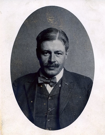 Black and white photo of Allen Hazen